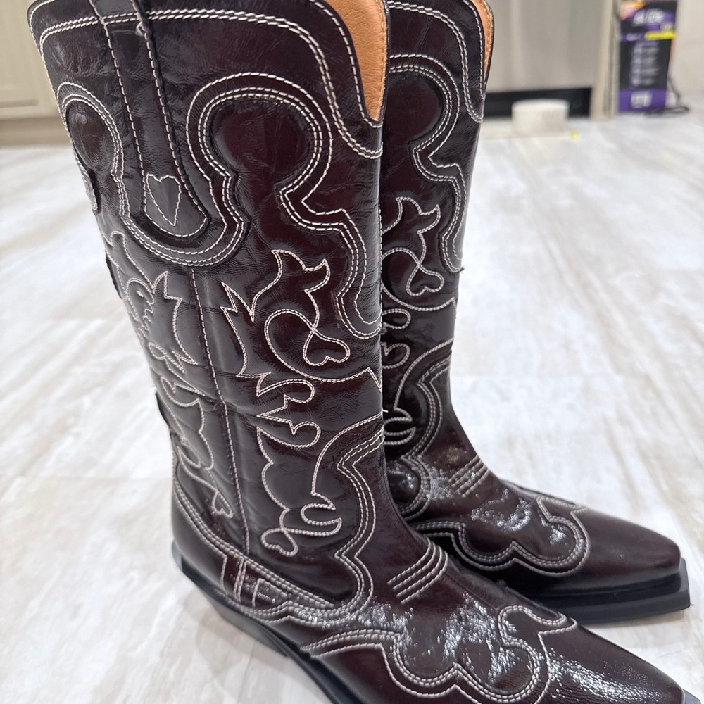 Ganni Dark Olive Egret Embroidered Western Boots Heart Stitching Size 40 - Picture 5 of 13